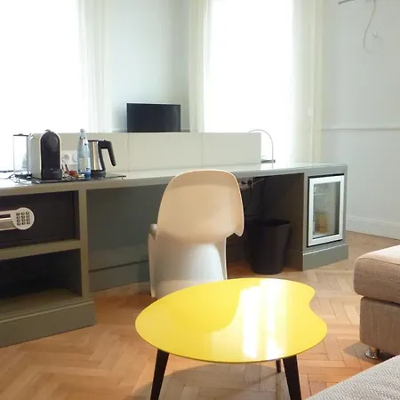 فندق مبيت وإفطار Elyane 4*