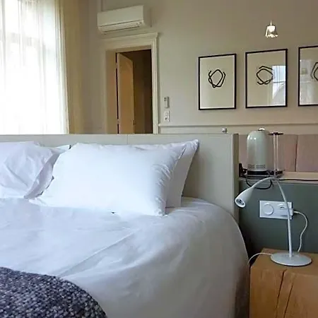Elyane Bed & Breakfast 4*