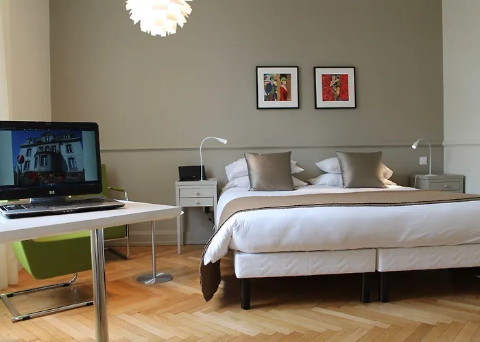 Elyane לינה וארוחת בוקר קולמר